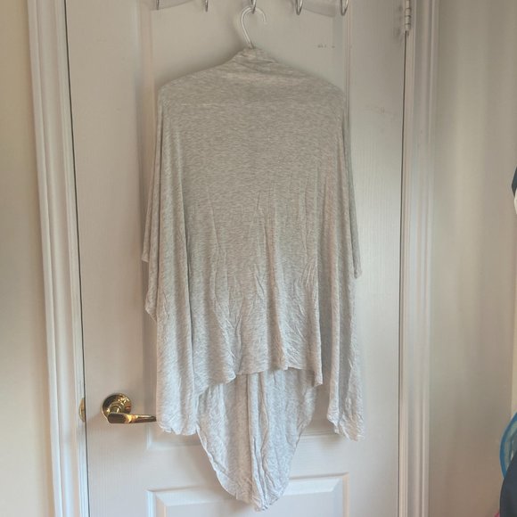 Noul Oak + Fort Cardigan Shawl - Picture 2 of 6